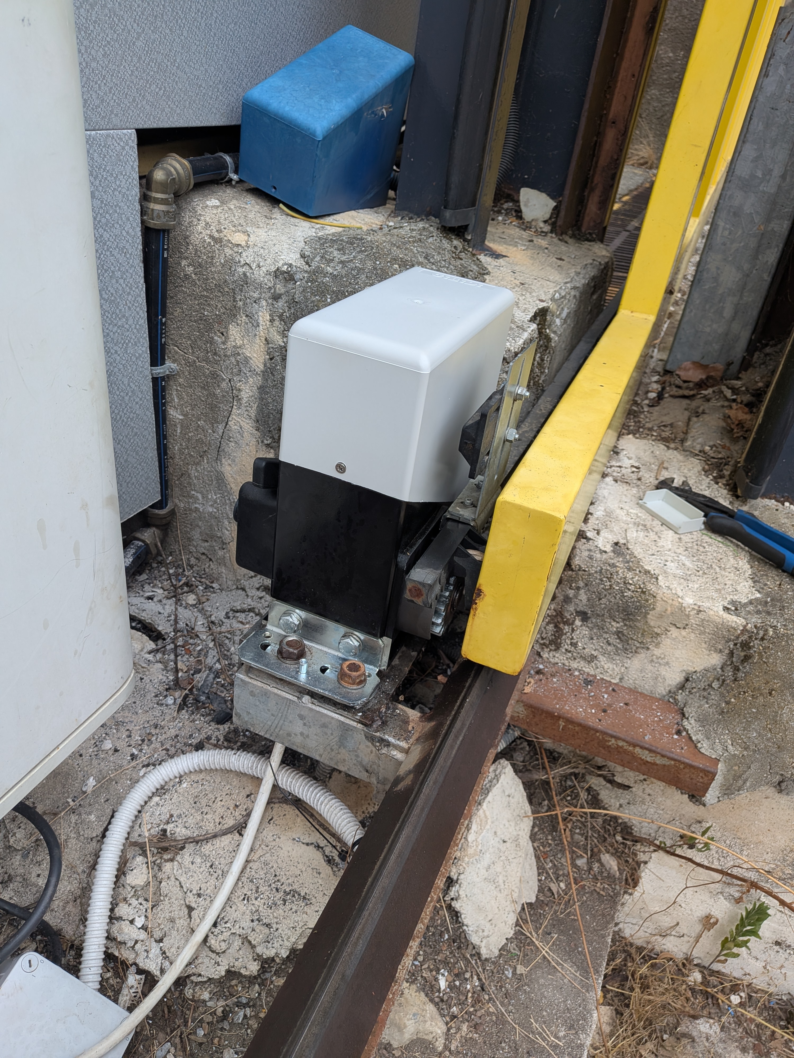 Remplacement moteur Portail coulissant à Peillon